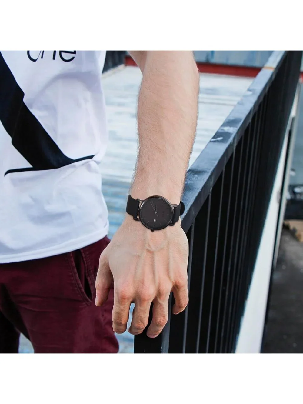 Men's Black Band Classic Mesh Strap Minimalist Analog Quartz Waterproof Watch